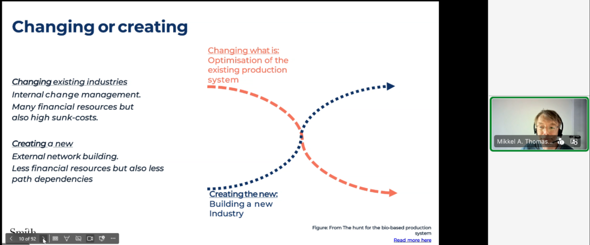 Mikkel Andreas Thomassen presenting during the Drastic webinar