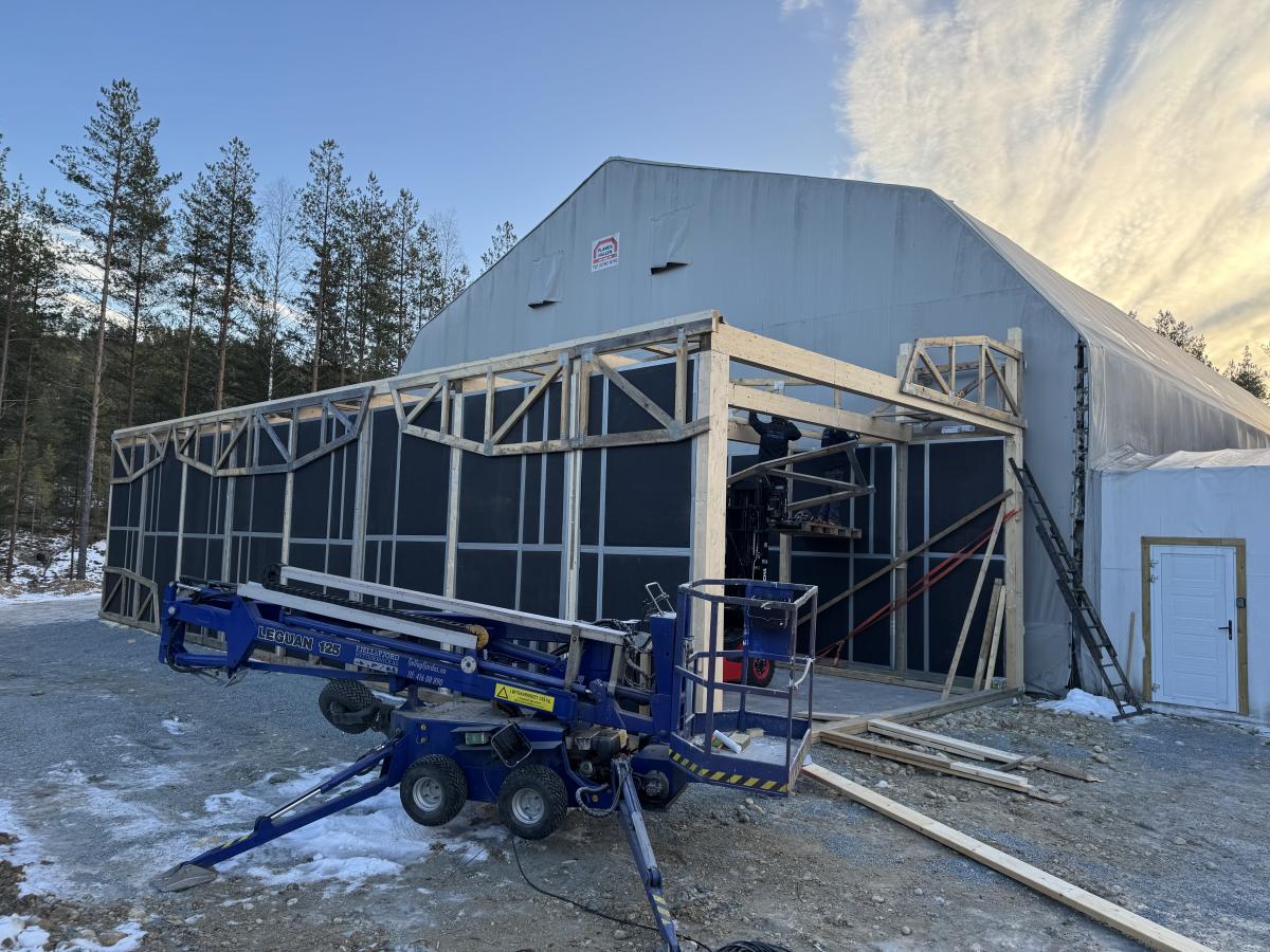 Construction of the Re:Textile barn in Krøderen, Norway.